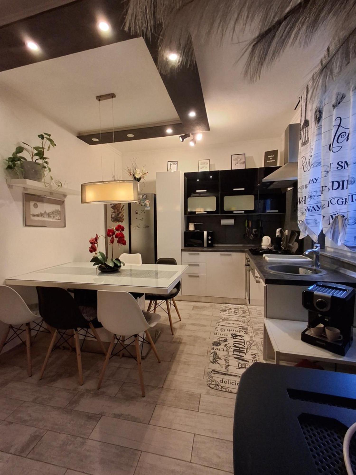 Apartment L&L شيبينيك المظهر الخارجي الصورة