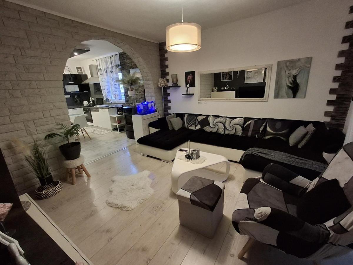 Apartment L&L شيبينيك المظهر الخارجي الصورة