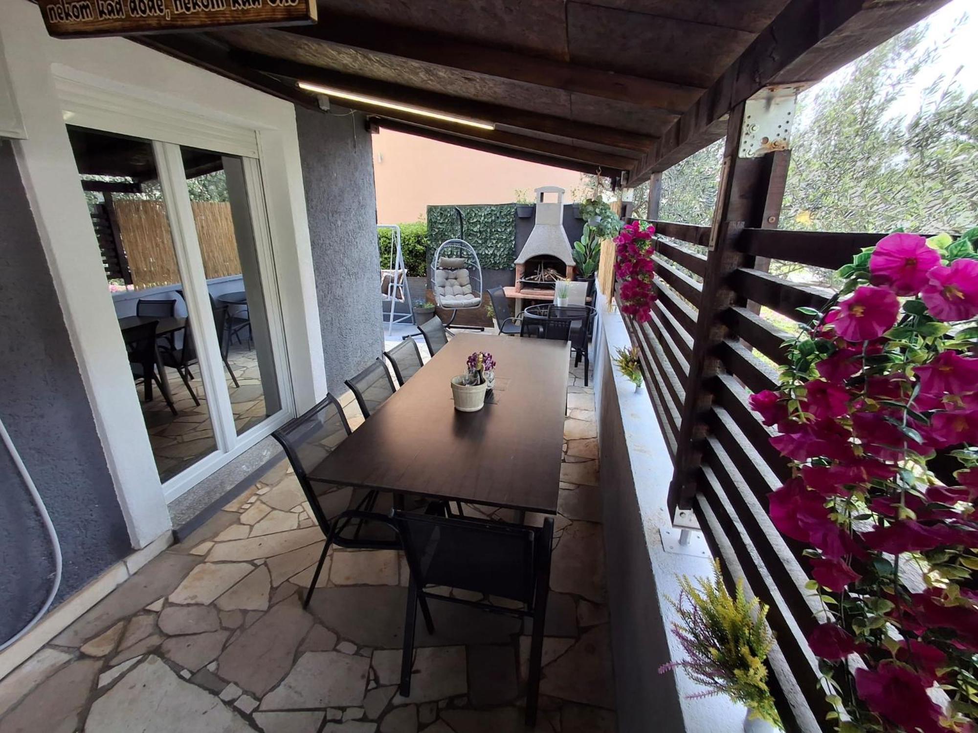 Apartment L&L شيبينيك المظهر الخارجي الصورة
